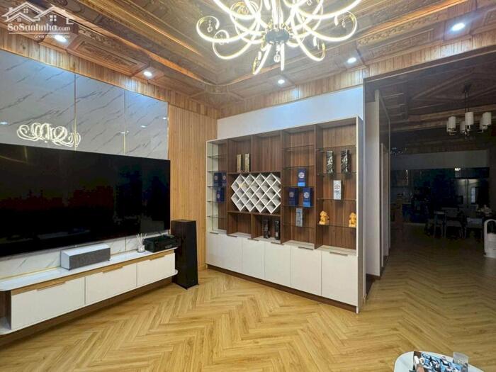 Hình ảnh Nhà phố cao cấp 5PN – thiết kế hiện đại, có gara & thang máy – trung tâm Đà Lạt! 1