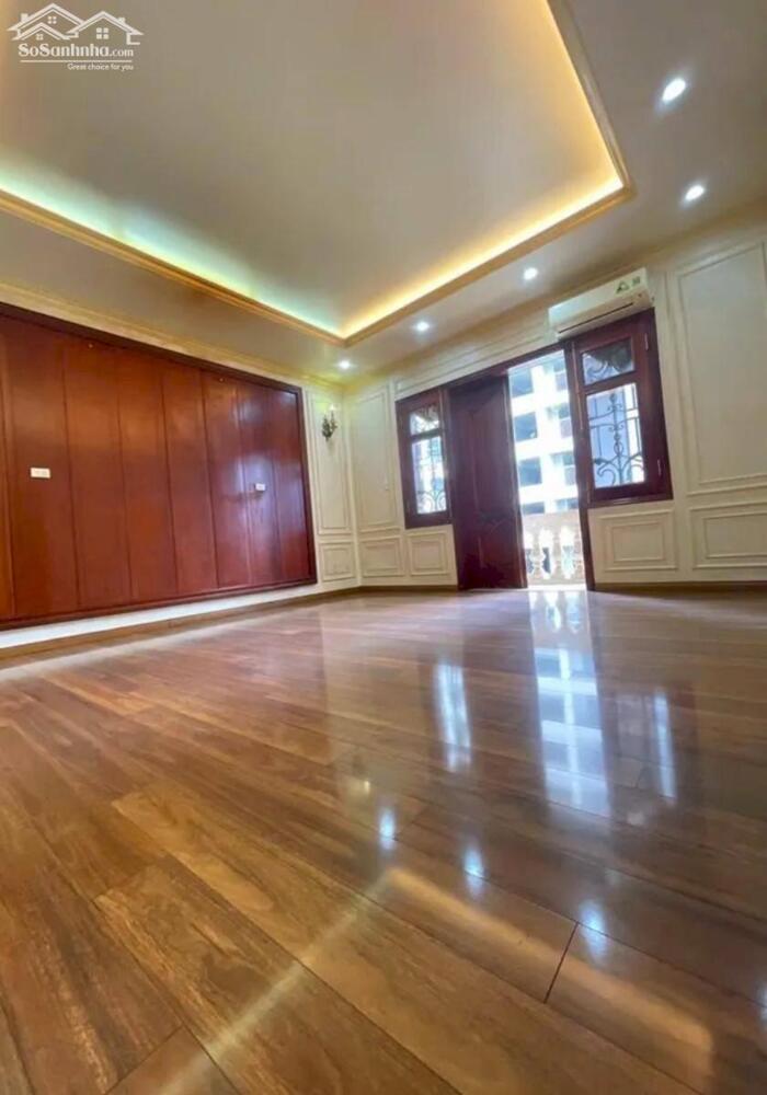 Hình ảnh Trích Sài MT 10M 85 Tỷ 215M2 ÔTÔ Vào Nhà , 20M Ra Mặt Hồ Tây ,Dòng Tiền 120tr/th 2