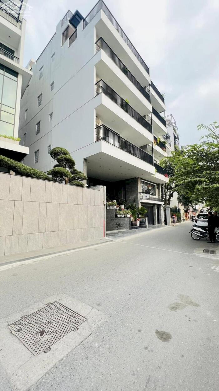 Hình ảnh Trích Sài MT 10M 85 Tỷ 215M2 ÔTÔ Vào Nhà , 20M Ra Mặt Hồ Tây ,Dòng Tiền 120tr/th 0