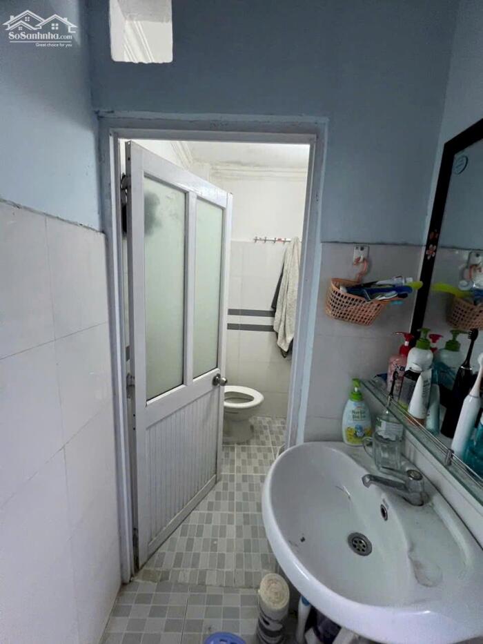 Hình ảnh Bán nhà hẻm thông xe hơi đường Nguyễn Văn Khối, p8 2