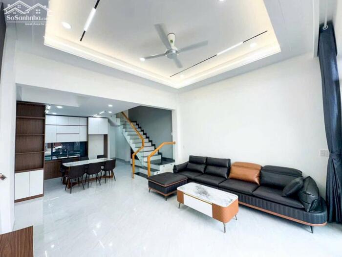 Hình ảnh BÁN NHÀ 1 TRỆT 2 LẦU ( HOÀN CÔNG ) TẠI KDC HOÀNG MINH CHÁNH P. HOÁ AN 6