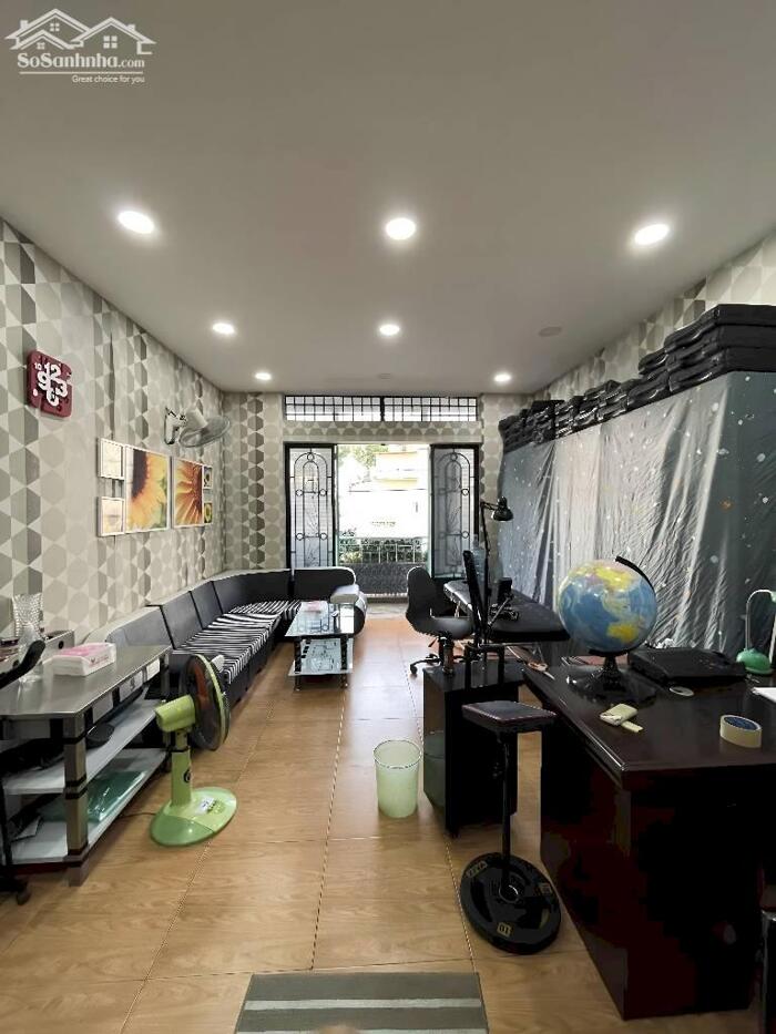 Hình ảnh HIẾM chỉ 9.5 tỷ có nhà 3 lầu HXH Quang Trung làm CTY 64m2 ngang 4m ngay CHUỒNG CÚN. 8