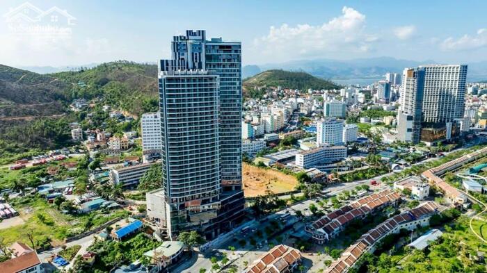 Hình ảnh Do chuyển định cư, cần bán Cắt Lỗ căn Studios 41m2 View Biển mặt đường trung tâm du lịch Bãi Cháy, Hạ Long. 3
