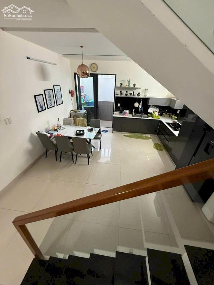 Hình ảnh Chính chủ gửi bán nhà 2 tầng MT đường Đặng Huy Tá,P Thanh Khê.Đà Nẵng 3