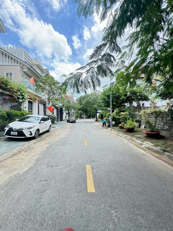 Hình ảnh Bán Đất Biệt Thự 202m2(10mx20m) Đường 31 An Phú-An Khánh-Quận 2-Giá 200 Triệu/m2 4