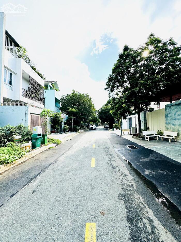 Hình ảnh Bán Đất Biệt Thự 202m2(10mx20m) Đường 31 An Phú-An Khánh-Quận 2-Giá 200 Triệu/m2 3