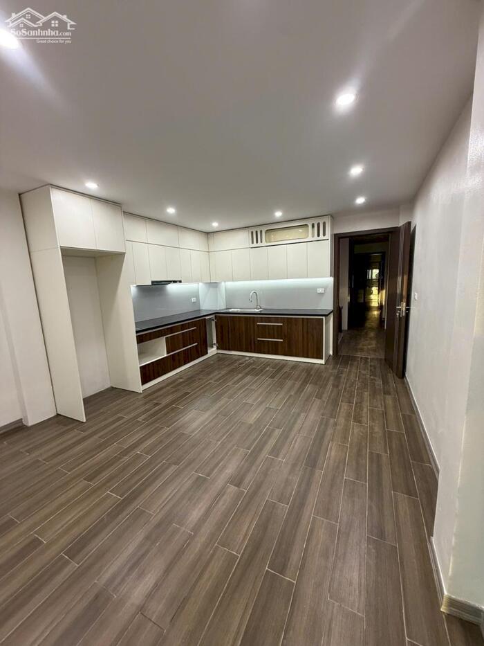 Hình ảnh Nhà 6 tầng thang máy 80m2 phân lô vỉa hè ô tô tránh khu tái định cư Tu Hoàng! 13