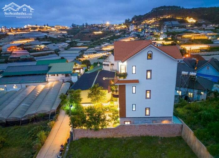 Hình ảnh Căn villa siêu đẹp Trịnh Hoài Đức – 4 tầng, 9 phòng, 10 WC – sổ riêng chính chủ! 1