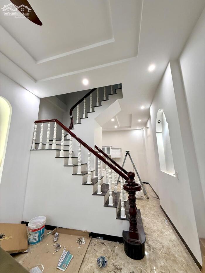 Hình ảnh 3 tỷ 390 - BÁN NHÀ 2 TẦNG MỚI ĐẸP (full nội thất cao cấp) SỐ 29B, ĐƯỜNG SỐ 27, KDC THỚI NHỰT 4