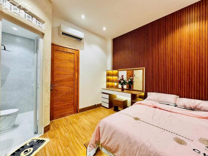 Hình ảnh Bán nhà HXH 8m Nguyễn Văn Thương ,Bình Thạnh, Ngay Willton, 5.2x7 ,4T giá 7.2 tỷ TL 4