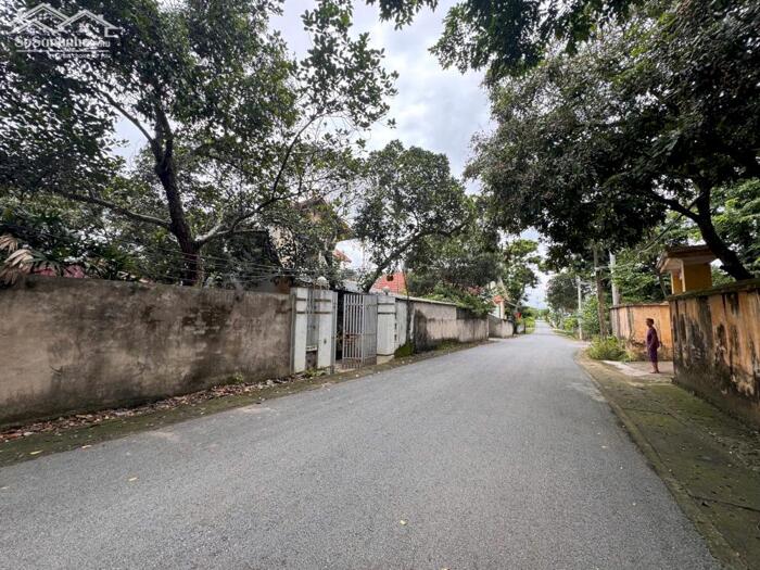 Hình ảnh Bán lô 936m2 hai mặt tiền thổ cư 300m2 Quất Lưu, Bình Xuyên lh_0987673102 0