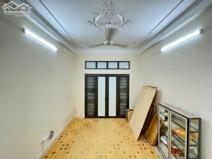 Hình ảnh Cho thuê nhà riêng Ngõ 379 Đội Cấn - Ba Đình. 50m x 4 tầng 4 phòng ngủ. giá 15,5 triệu 2