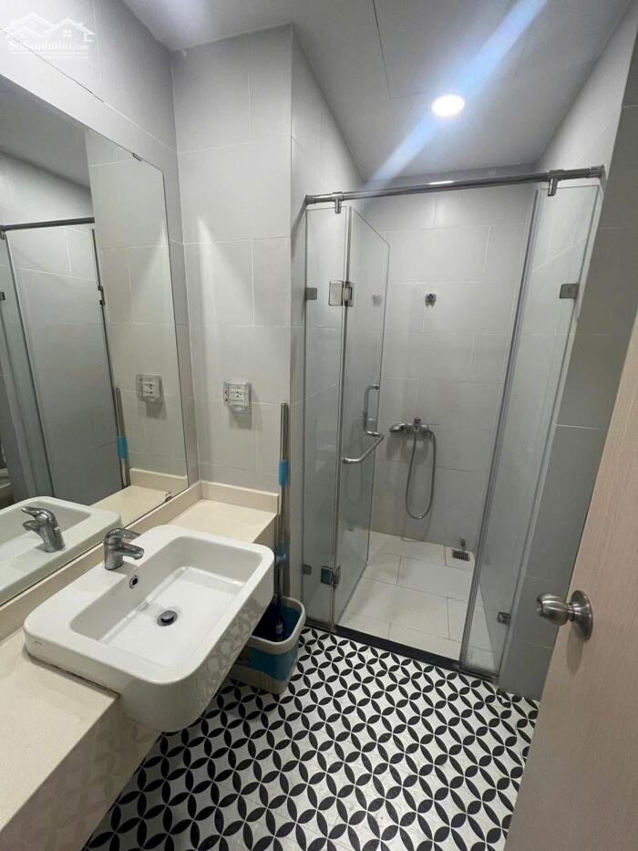 Hình ảnh Bán 2 ngủ 1 vệ sinh , 50m2 sử dụng , Đông NAm - Chung cư West Bay KĐT Ecopark - giá 3 tỷ 5xx 5