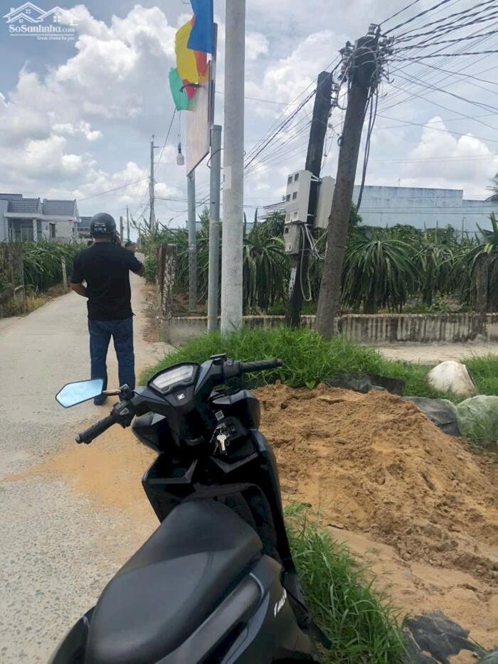 Hình ảnh Chính chủ cần tiền bán gấp lô châu thành Long An 700 triệu 1