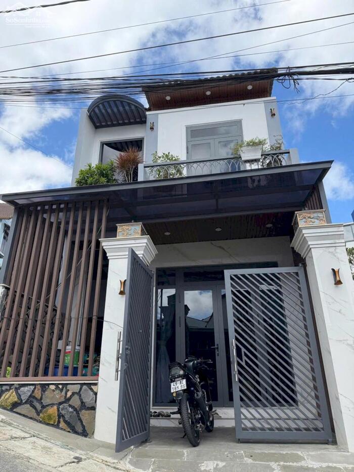 Hình ảnh Bán nhà phố hẻm ô tô lớn Ngô Thì Nhậm – trung tâm Đà Lạt – giá chỉ 7,3 tỷ! 1