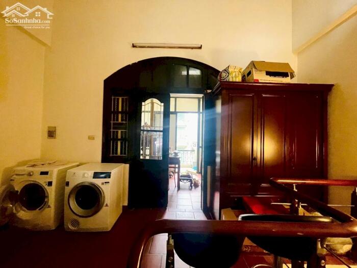 Hình ảnh Bán Nhà Mặt Phố Quận Ba Đình 80m2-4T MT5m 1 SỔ 1 CHỦ 59 Tỷ Mạc ĐĨnh Chi. 4