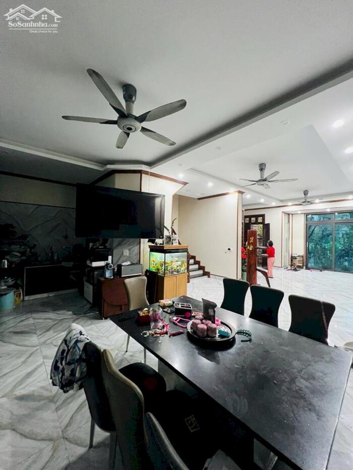 Hình ảnh Bán Nhà Đường Bưởi Ba Đình 78m2-5T LÔ GÓC MT15m Vỉa Hè 38,5 Tỷ Có Thương Lượng. 1