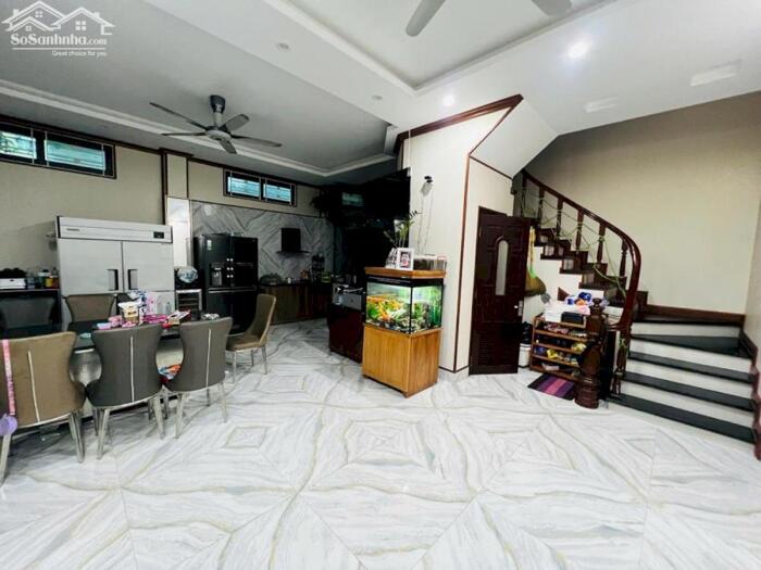 Hình ảnh Bán Nhà Đường Bưởi Ba Đình 78m2-5T LÔ GÓC MT15m Vỉa Hè 38,5 Tỷ Có Thương Lượng. 3