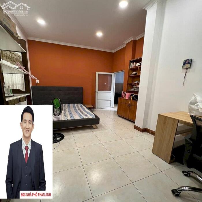Hình ảnh Bán gấp nhà phố Thủ Đức | 96 m2 đất, nở hậu tài lộc | Nhà C4; 3 phòng ngủ rộng lớn. 3