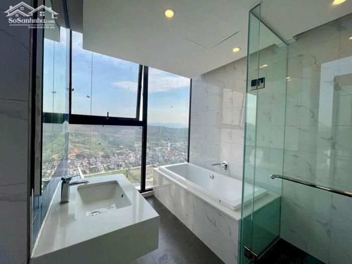 Hình ảnh Chính chủ bán căn hộ 2PN 68m2 View Biển Tầng Cao Chung cư ICON40 trung tâm du lịch Bãi Cháy, Hạ Long. 2