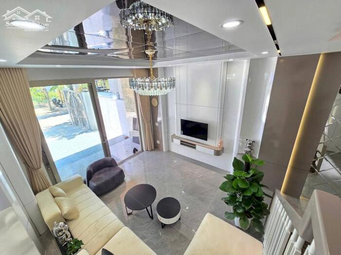 Hình ảnh Chính Chủ gửi bán nhà 3 tầng MT Nguyễn Thuý.Đường 7.5m.Liên Chiểu.Đà Nẵng 3