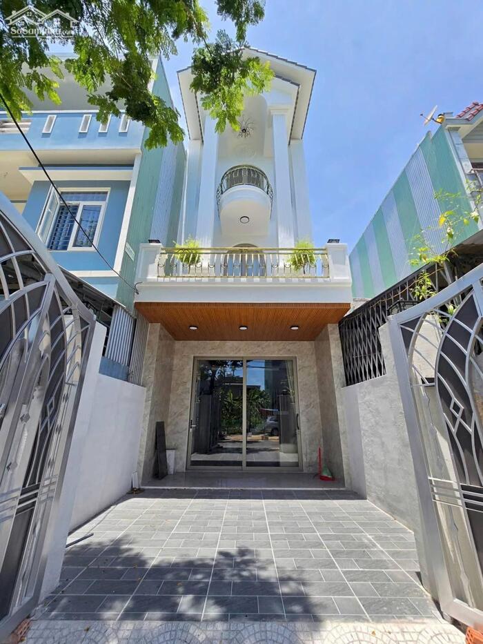 Hình ảnh Chính Chủ gửi bán nhà 3 tầng MT Nguyễn Thuý.Đường 7.5m.Liên Chiểu.Đà Nẵng 1