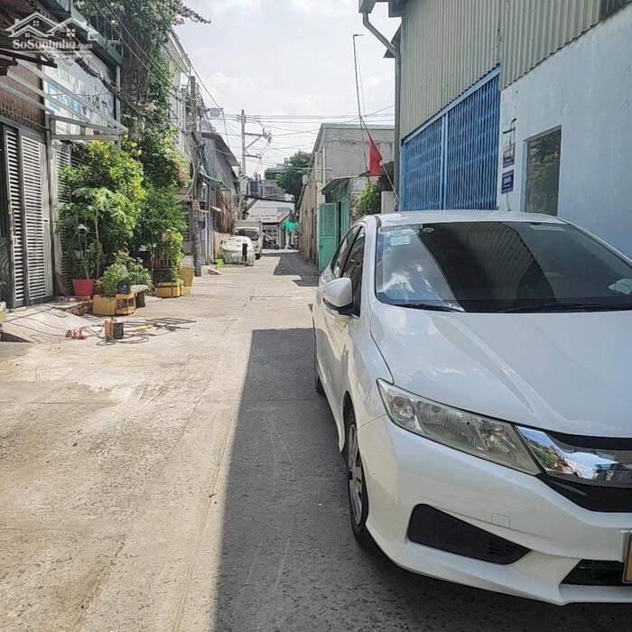 Hình ảnh Nhà RẺ 4 lầu xe hơi đậu cửa 1/ Nguyễn Thị Kiểu Q.12 90m2 ngang 5m sát Gò Vấp chỉ 6.5 tỷ 2