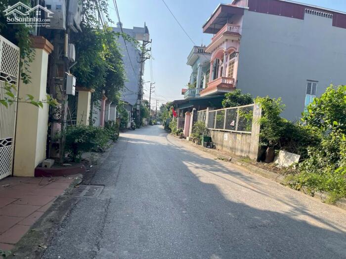 Hình ảnh Cần bán gấp đất 2 mặt đường trước sau view hồ, trục chính Đông Dư 220m2 vị trí cực đẹp 2