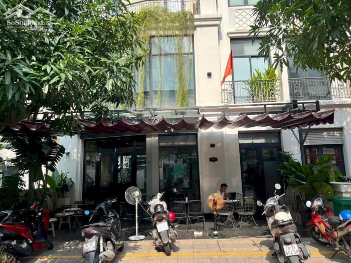 Hình ảnh CHO THUÊ NGUYÊN CĂN NHÀ PHỐ 5 TẦNG – ĐÃ SETUP SẴN QUÁN CÀ PHÊ – FULL NỘI THẤT – NGAY ĐẦU CÔNG VIÊN – GIÁ 35 TRIỆU/THÁNG 3