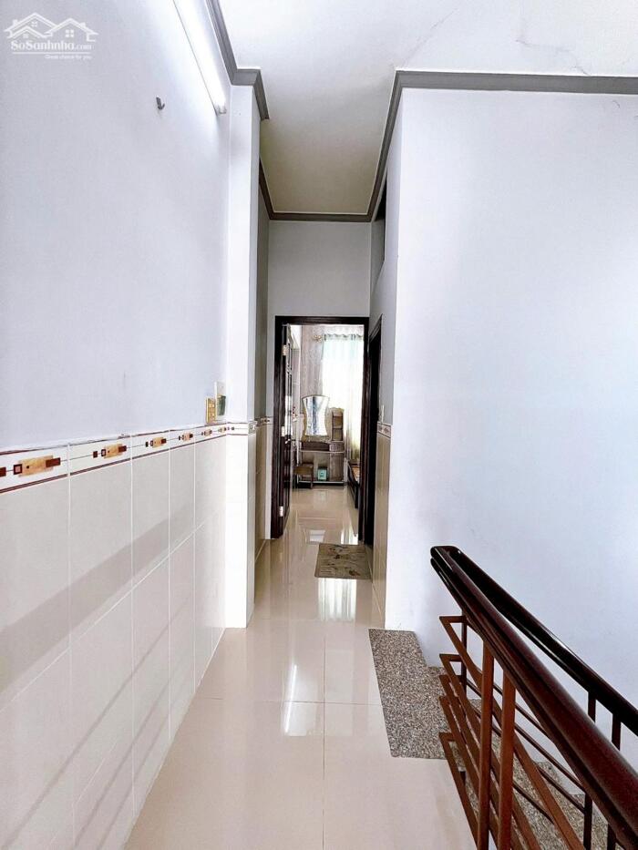 Hình ảnh CHO THUÊ nguyên căn Nhà 1T1L, Mặt Tiền 79 Trần Phú, tiện KDoanh, buôn bán, VPCTy, Spa,.... 6