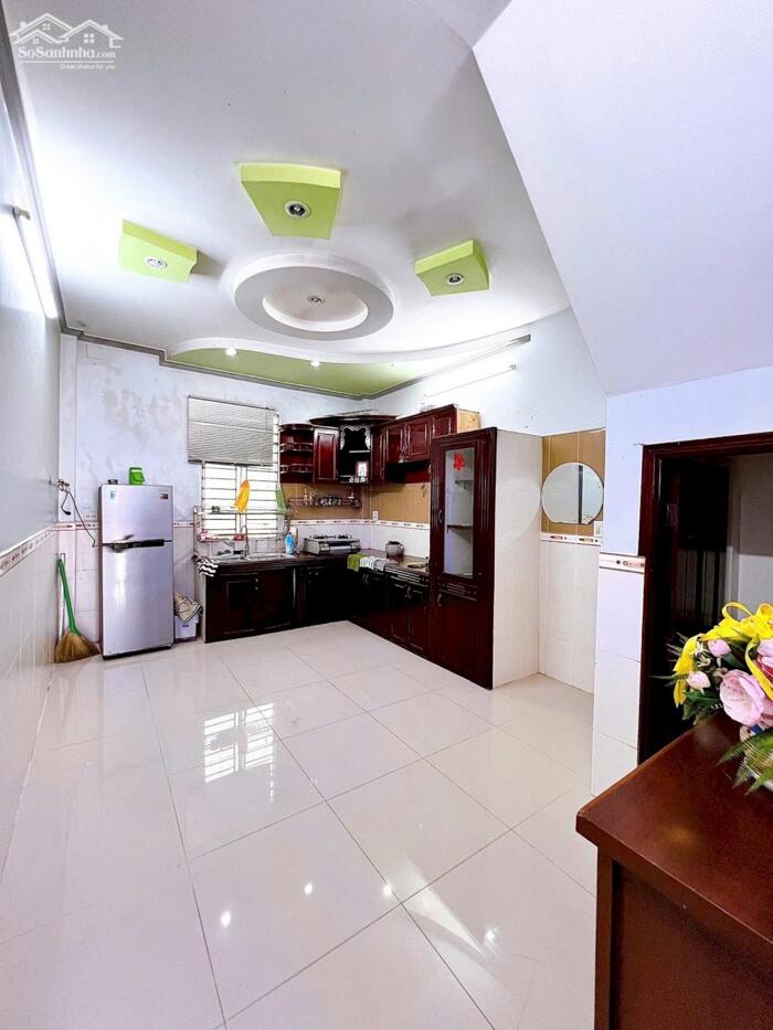 Hình ảnh CHO THUÊ nguyên căn Nhà 1T1L, Mặt Tiền 79 Trần Phú, tiện KDoanh, buôn bán, VPCTy, Spa,.... 10