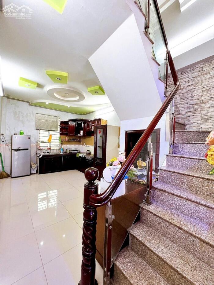 Hình ảnh CHO THUÊ nguyên căn Nhà 1T1L, Mặt Tiền 79 Trần Phú, tiện KDoanh, buôn bán, VPCTy, Spa,.... 9