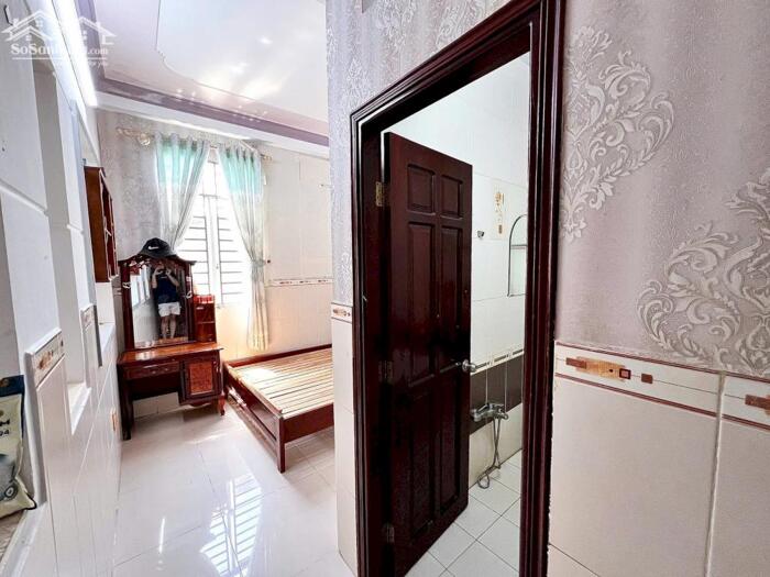 Hình ảnh CHO THUÊ nguyên căn Nhà 1T1L, Mặt Tiền 79 Trần Phú, tiện KDoanh, buôn bán, VPCTy, Spa,.... 7