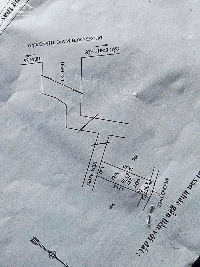 Hình ảnh BÁN NHÀ Hẻm thông - Nay thuộc P. Ninh KiềuNhà 1trệt + 1lửng + 2lầu đúc 6