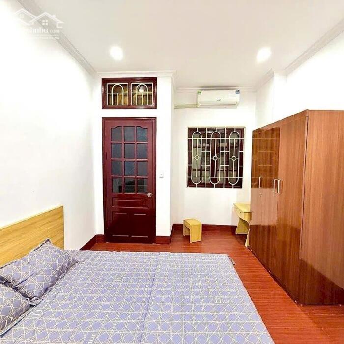 Hình ảnh Bán nhà Thuỵ Khuê 71m2 ngõ to cách phố 30m sổ nờ hậu 9.6 tỷ 2