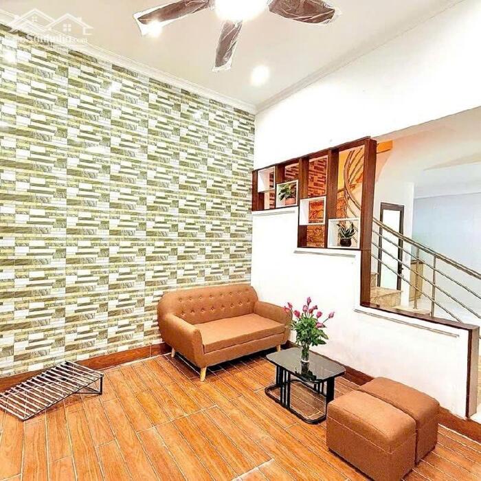 Hình ảnh Bán nhà Thuỵ Khuê 71m2 ngõ to cách phố 30m sổ nờ hậu 9.6 tỷ 0