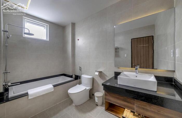 Hình ảnh Bán khách sạn cao cấp view hồ Xuân Hương – 8 tầng, 60 phòng, pháp lý chuẩn, vị trí đắc địa nhất Đà Lạt 1