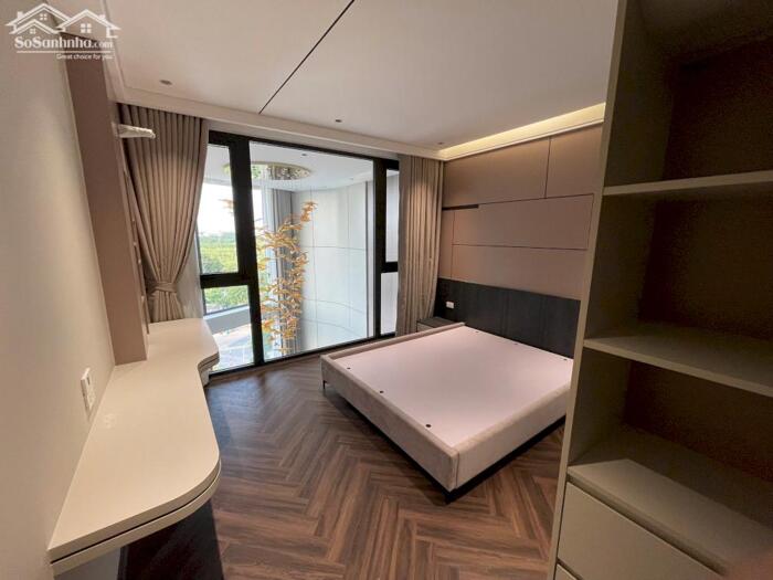 Hình ảnh Bán nhà khu đấu giá Cự Khối mới , 57m2 xây 7 tầng thang máy cao cấp, full nội thất, view hồ 7