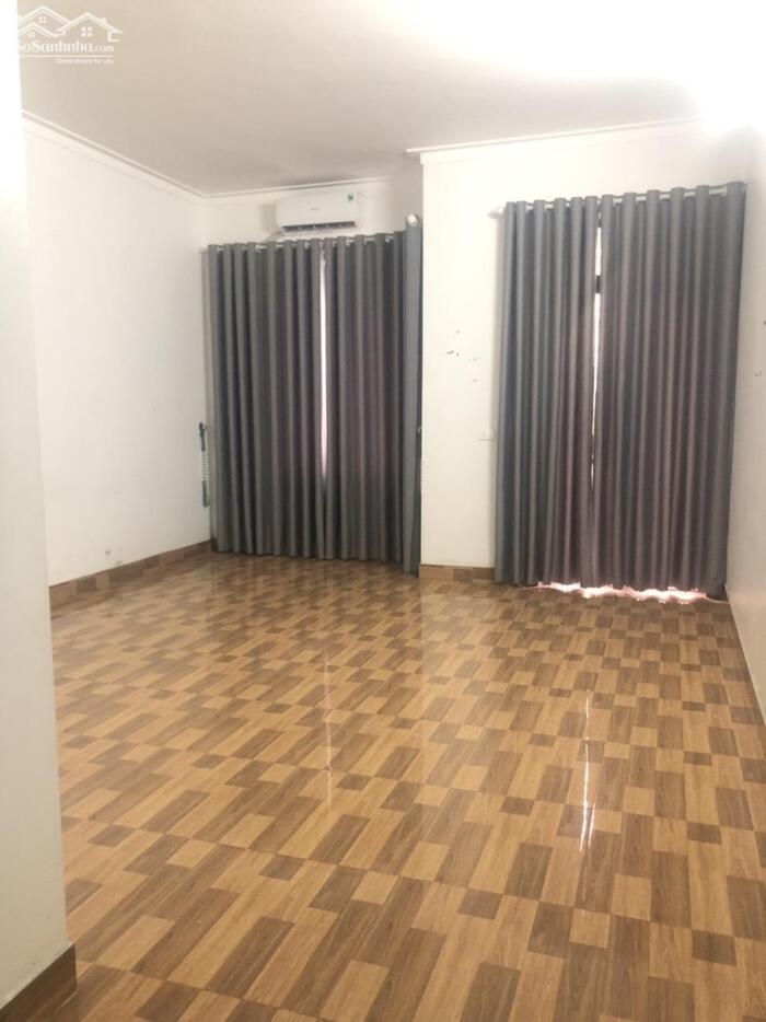 Hình ảnh Cho thuê nhà mặt đường Trần Phú, khu đô thị Vpit Praza, Định Trung, Vĩnh Yên 1