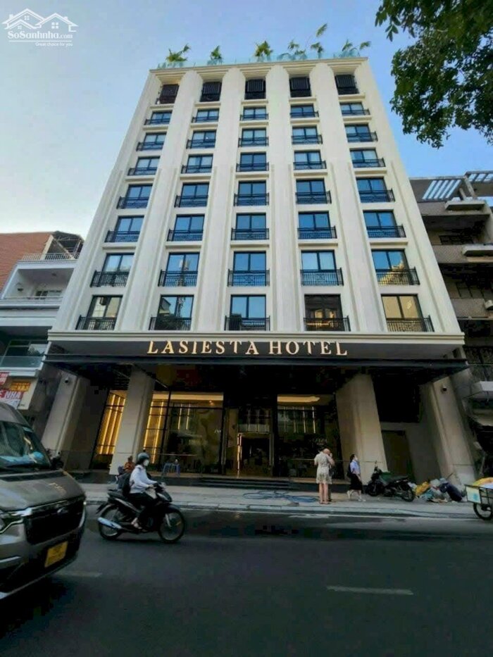 Hình ảnh 315 Tỷ Khách Sạn 4* Duy Tân ,Mặt phố 15 Tầng + 1 Hầm 69 Phòng , Hồ Sơ Pháp Lý Đầy Đủ 0