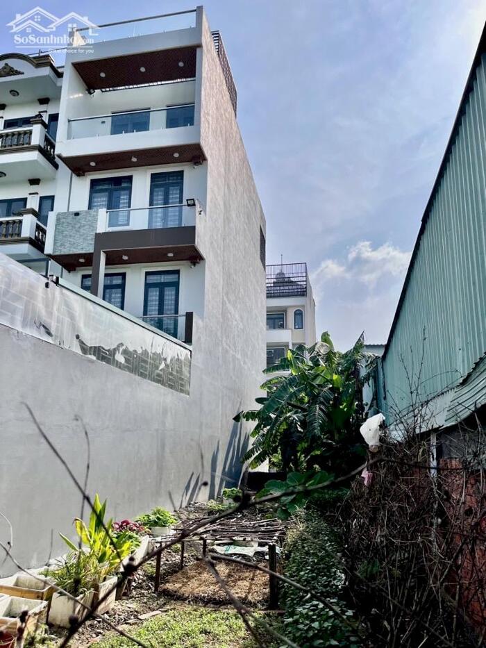 Hình ảnh Đất 2 mặt tiền kênh 10m rất đẹp, 150m2 nhỉnh 6 Tỷ, Thạnh Xuân, Quận 12 2