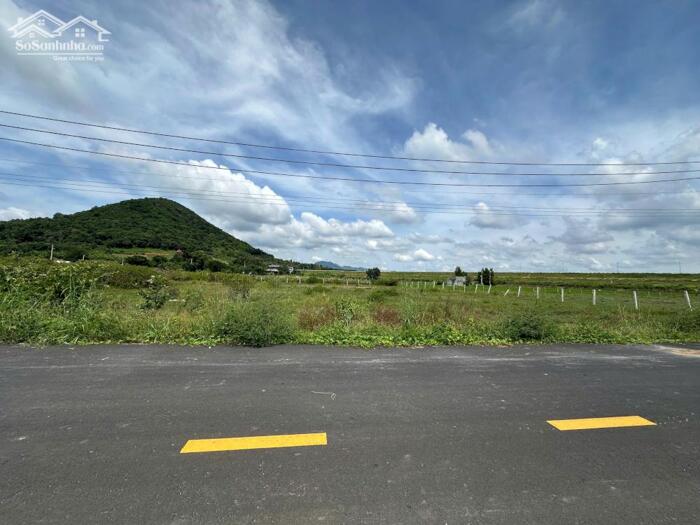 Hình ảnh 20X72(1531M2) Nguyễn Minh Châu Tân Tiến Giá 130tr/m Ngang View Hồ Núi Đất 3