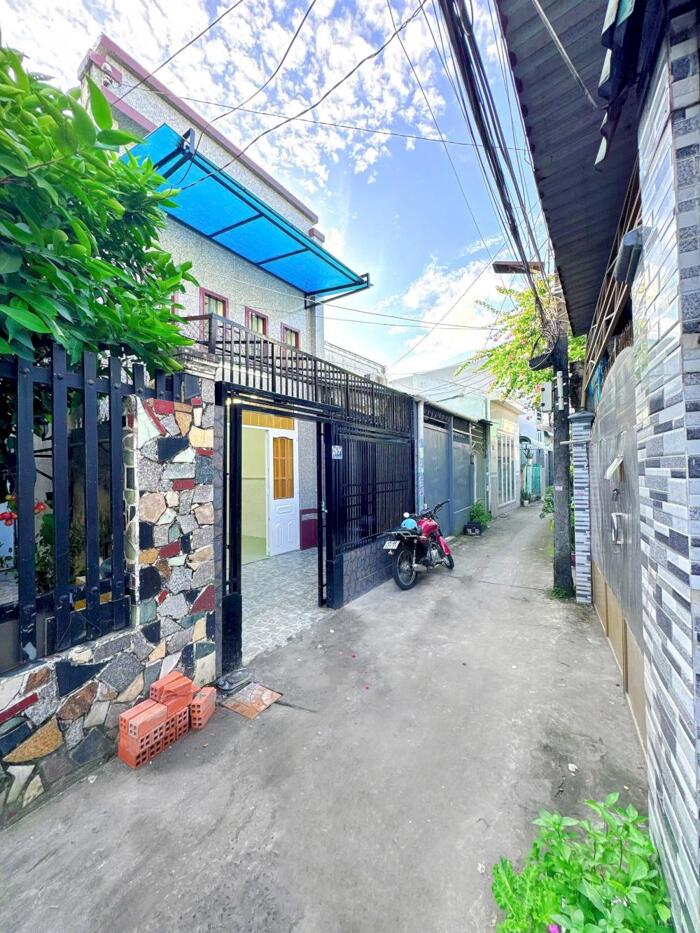 Hình ảnh Bán Nhà Lầu Lửng, Hẻm Sạch Sẽ, Gần Siêu Thị (Hẻm 28 Mậu Thân, Gần Siêu Thị Lotte) 2