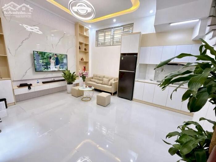 Hình ảnh Bán nhà Đống Đa – Nhà phố Thái Thịnh 5 tầng, 3 ngủ, full nội thất, giá chỉ 7.75 tỷ 1