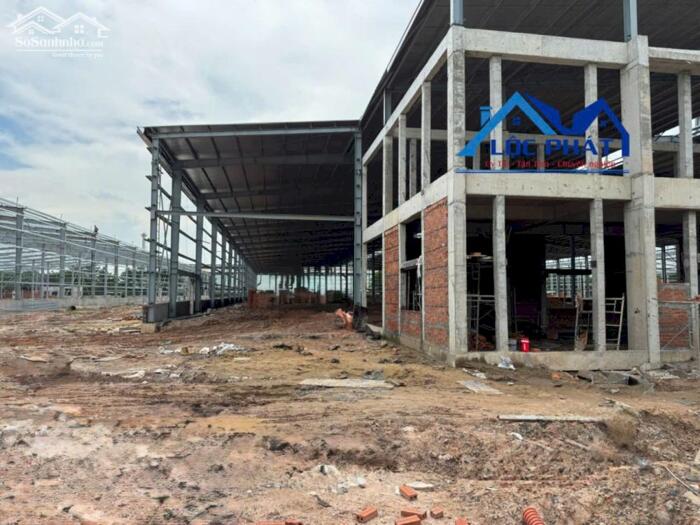 Hình ảnh Cho thuê nhà xưởng 18.000m2 mới 100% giá chỉ 2 tỷ (4,7 usd/m2) KCN Trảng Bom-Đồng Nai 0