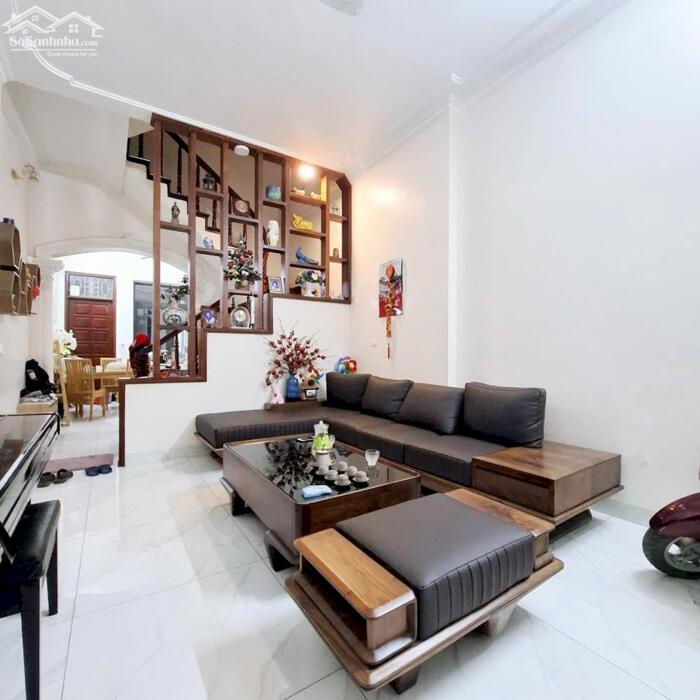 Hình ảnh Bán nhà Hồ Văn Chương 35m2 nhà đẹp ngõ to 5 tầng ở luôn 6.9 tỷ 1