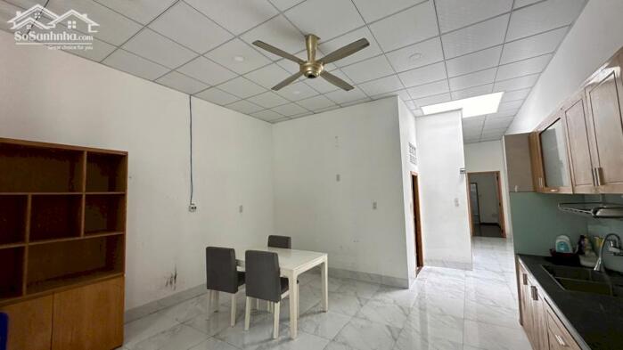 Hình ảnh Bán đất có nhà cấp 4 đường Nguyễn Khánh Toàn 3