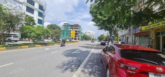 Hình ảnh Bán nhà mặt đường Trần Phú, kdt Hà Tiên, Vĩnh Yên. kinh doanh sầm uất 3