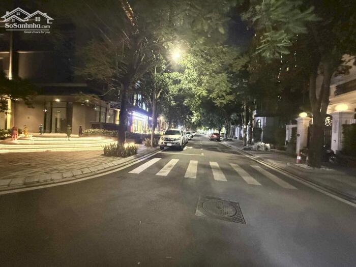 Hình ảnh Bán Nhà P/Lô 2 Ô Tô Tránh Lạc Long Quân Tây Hồ 132m2-3T MT13m 76 Tỷ Có Thương Lượng. 5