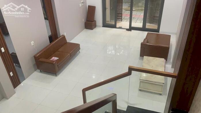 Hình ảnh Cần bán nhà 3 tầng MT Bàu Năng 12.Đà Nẵng 1